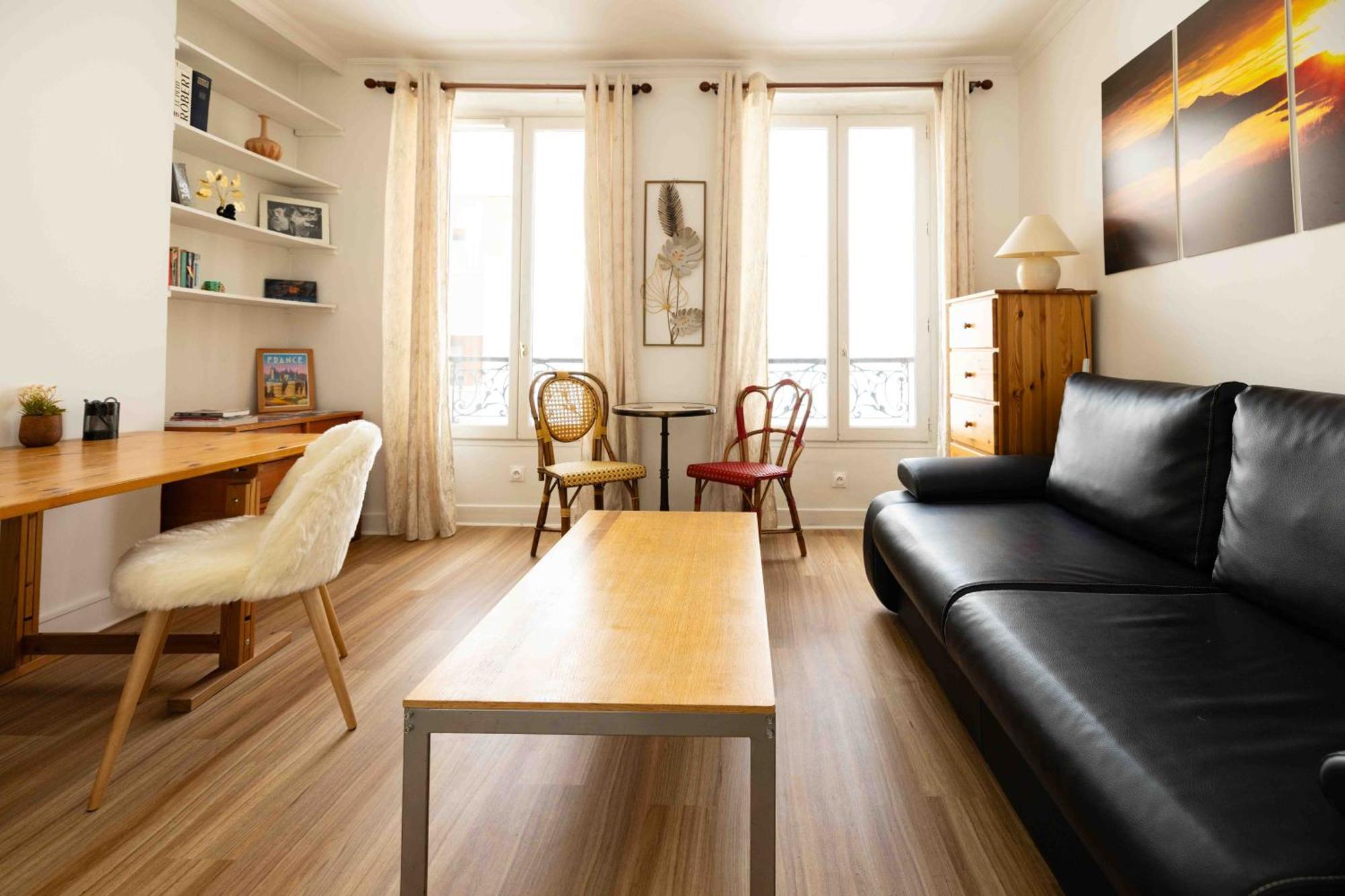 Well Located Apartment In Париж Екстериор снимка